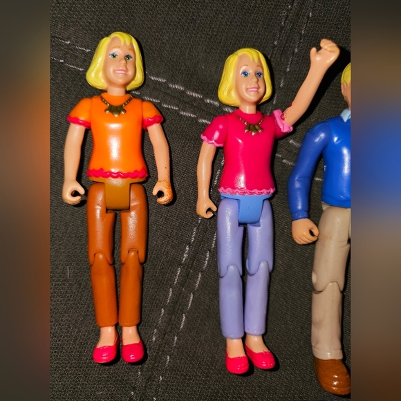 Toys R Us Loving Family You & Me Mom Lot - Picture 3 of 4